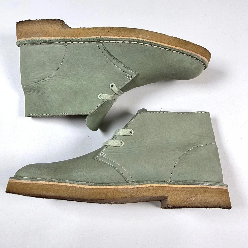 Clarks Desert Boot Men 9.5 Sage Green Suede Chukka Crepe Sole Originals 26154818